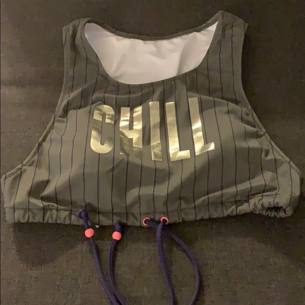 Victoria’s Secret PINK green chill sports bra